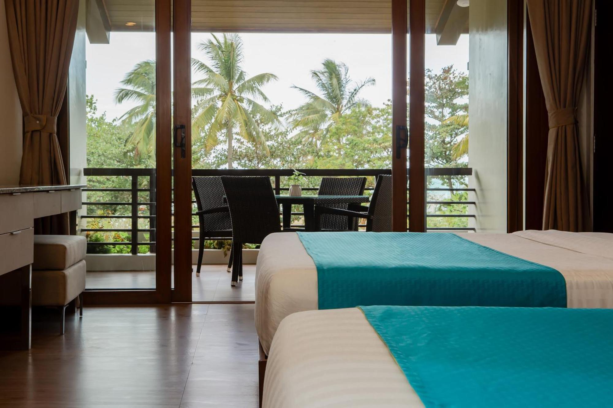 Solina Beach & Nature Resort Carles Екстер'єр фото