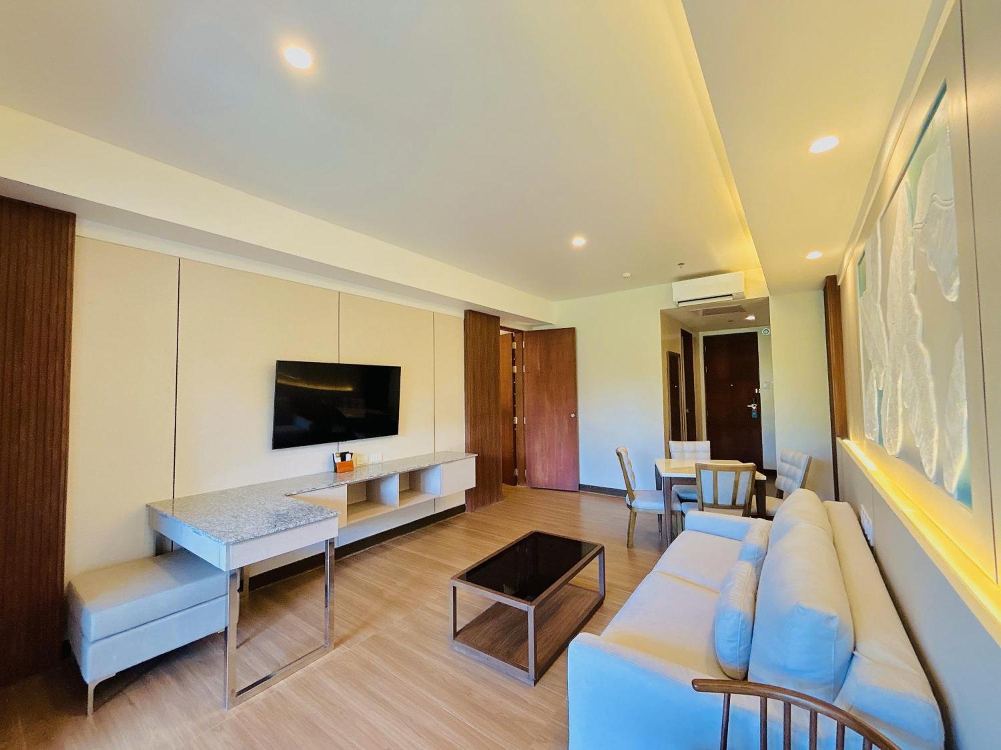Solina Beach & Nature Resort Carles Екстер'єр фото