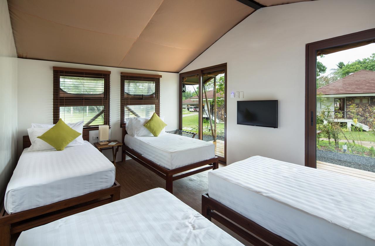 Solina Beach & Nature Resort Carles Екстер'єр фото