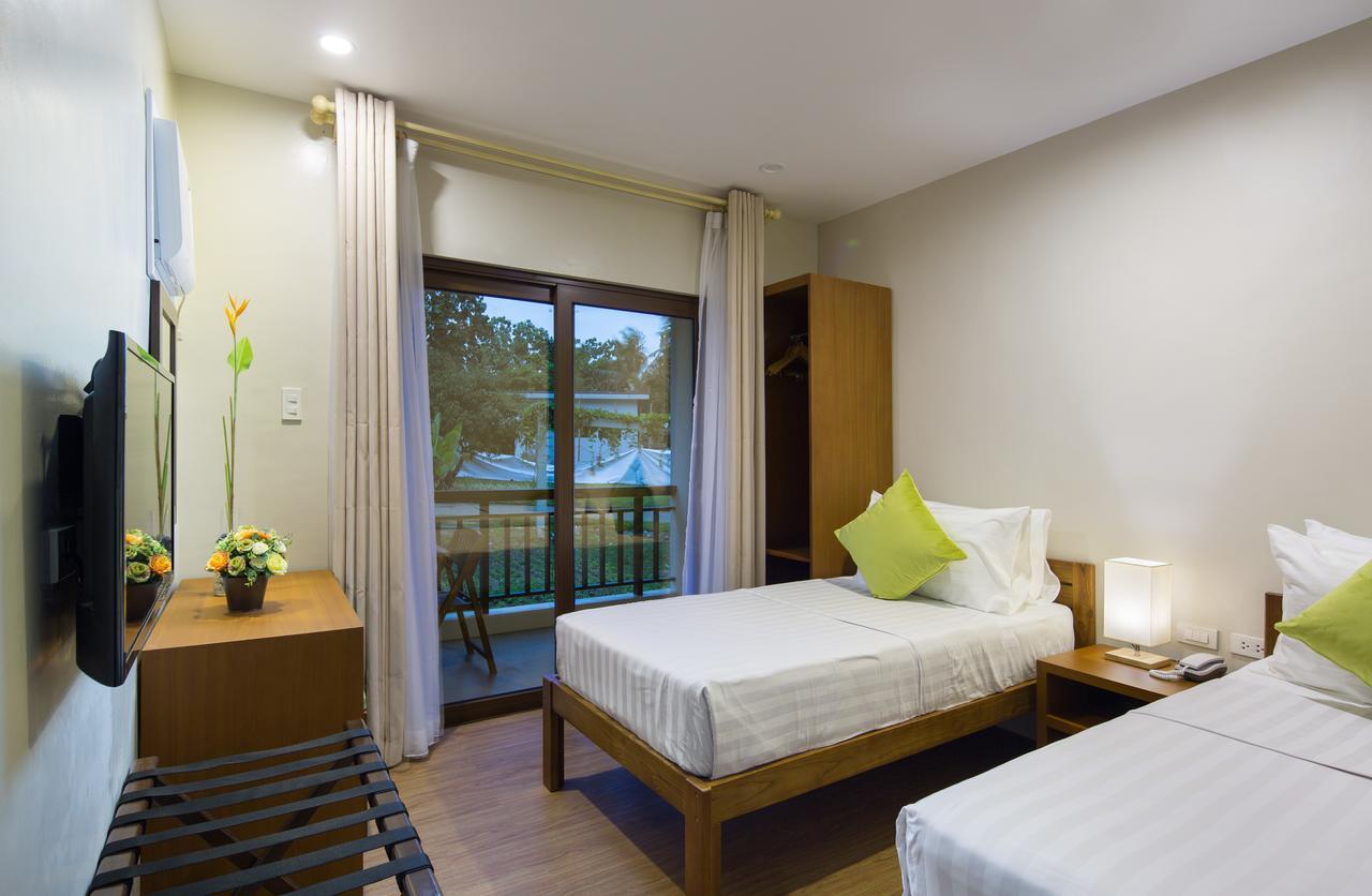 Solina Beach & Nature Resort Carles Екстер'єр фото
